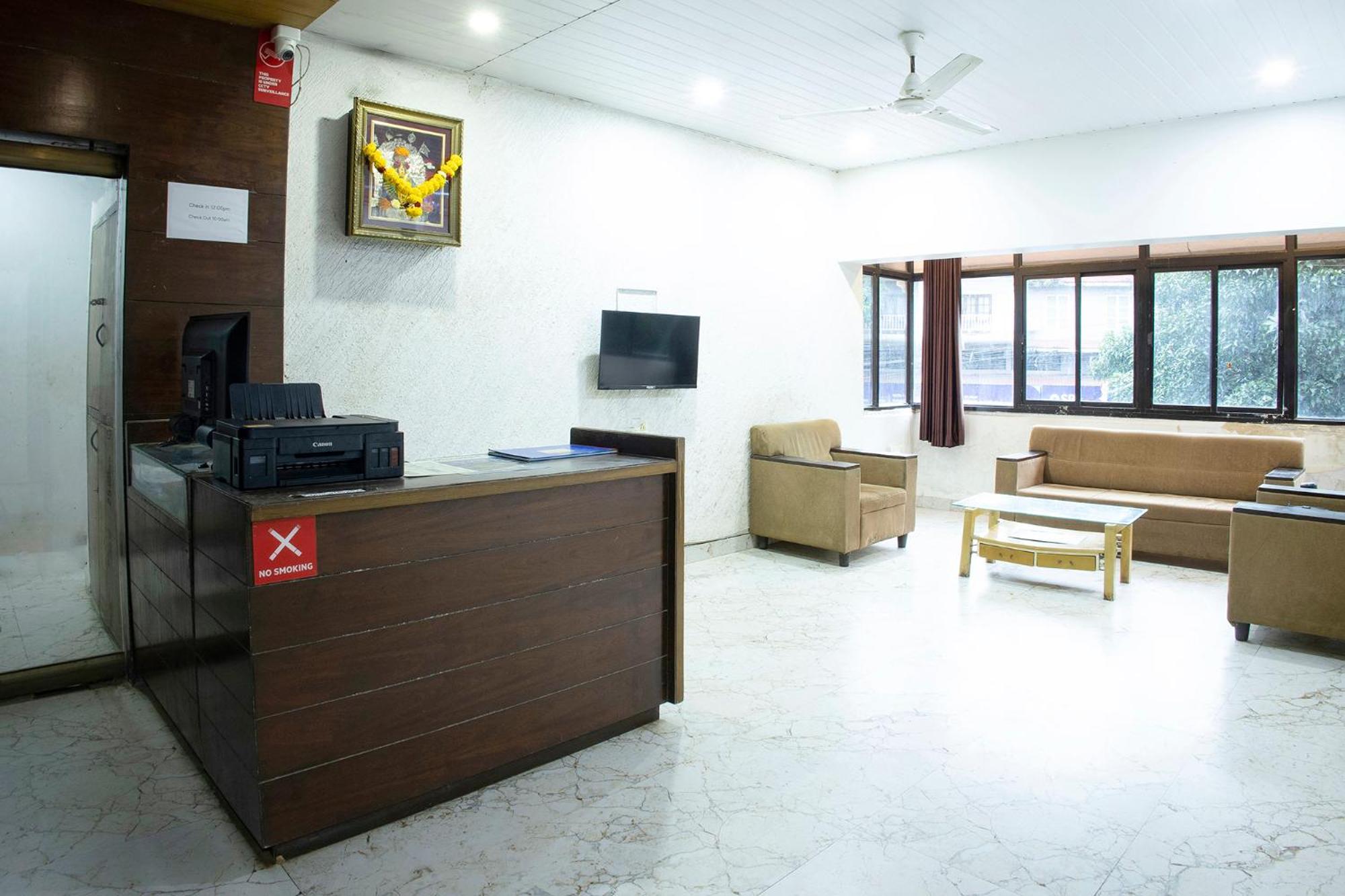 Fabhotel Comfort Stays - Nr Miramar Beach باناجي المظهر الخارجي الصورة